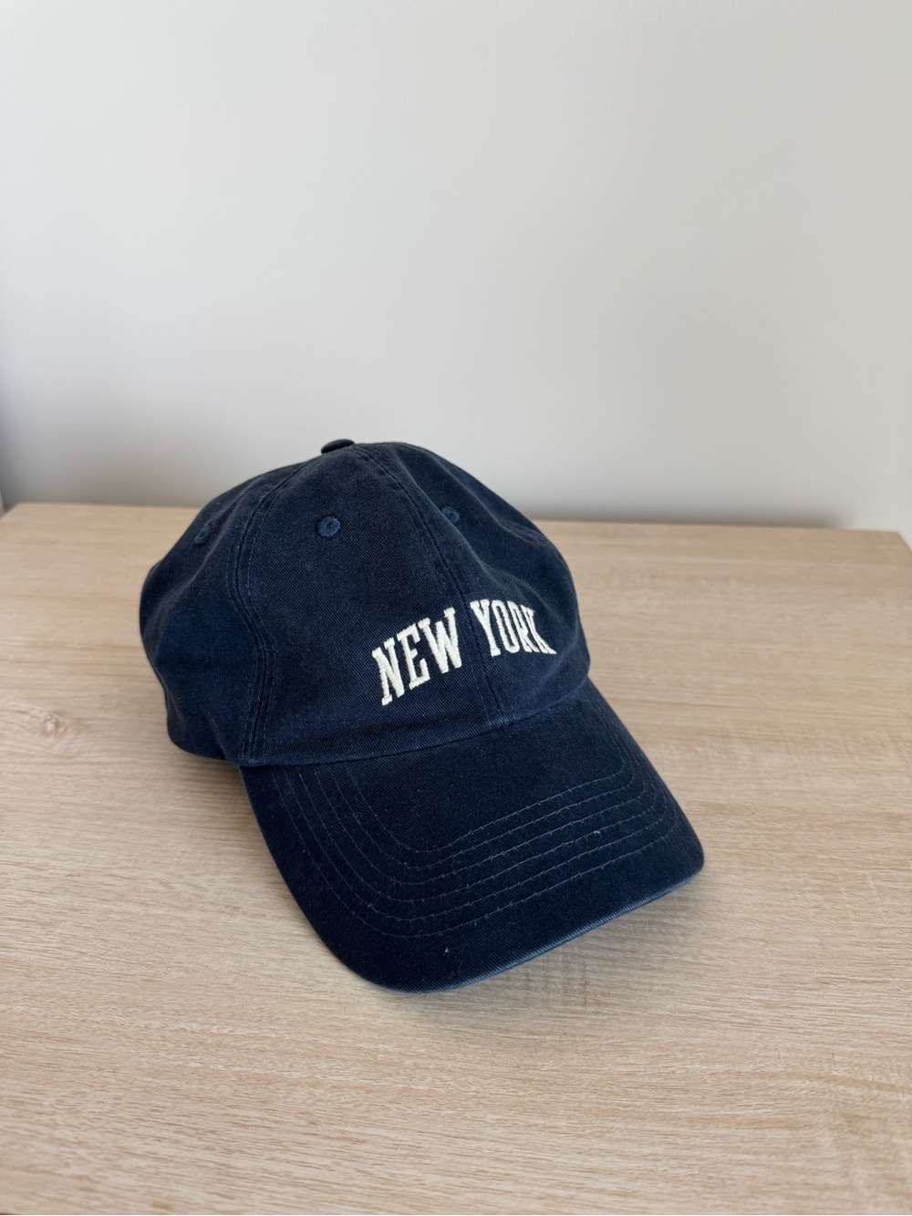 Brandy Melville New York Hat in Navy